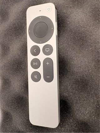 Mando Apple TV Siri Remote. Nuevo, sin usar.