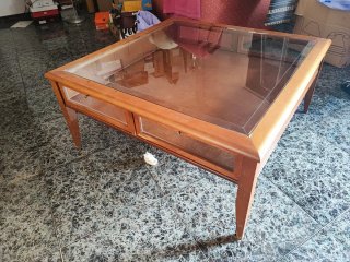 Mesa centro madera maciza cristal