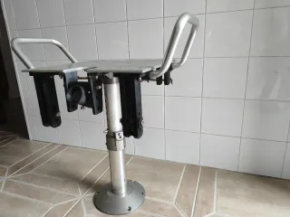 Silla de combate ajustable para pesca de altura