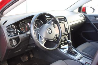 Volkswagen Golf Sport 1.6 TDI BMT DSG (R-Line)