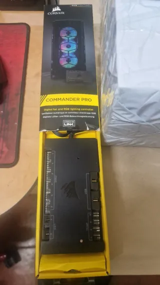 Corsair Commander Pro RGB Lighting Controller