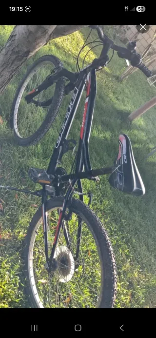 Bicicleta B-Pro 24 en un pueblo de Toledo