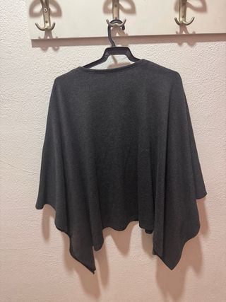 Capa gris oscuro talla única