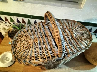Cesta de mimbre