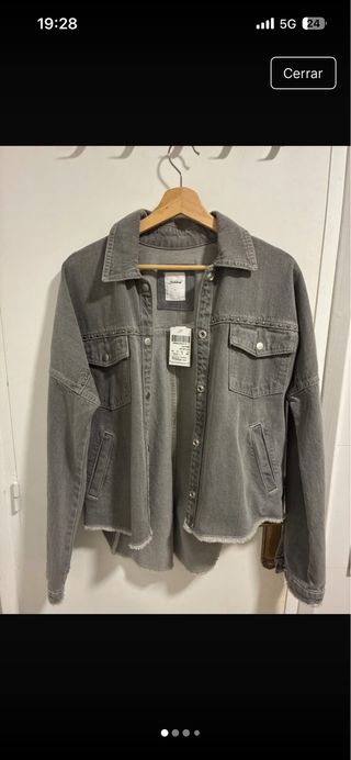 Cazadora vaquera gris Con etiqueta, sin usar