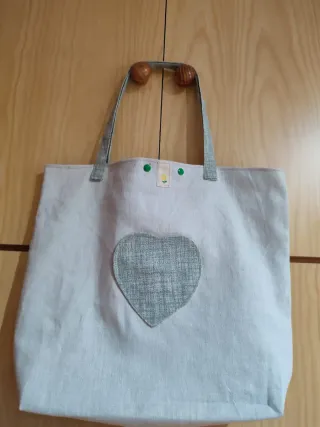 Bolsos, bolsos playa o piscina portamóviles hechos