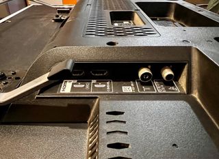 Televisión Sony Bravia 32 Plata y Negra