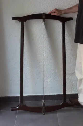 Sierra de carpintero antigua