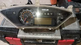 Cuentakilómetros Daelim S2