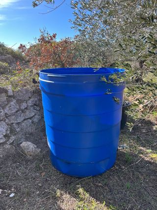 Depósito de agua de 1000 litros