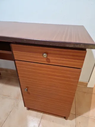 Mesa escritorio abatible