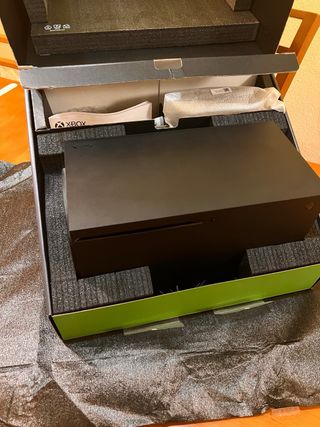 Xbox Series X + Mando Verde