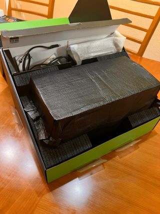 Xbox Series X + Mando Verde