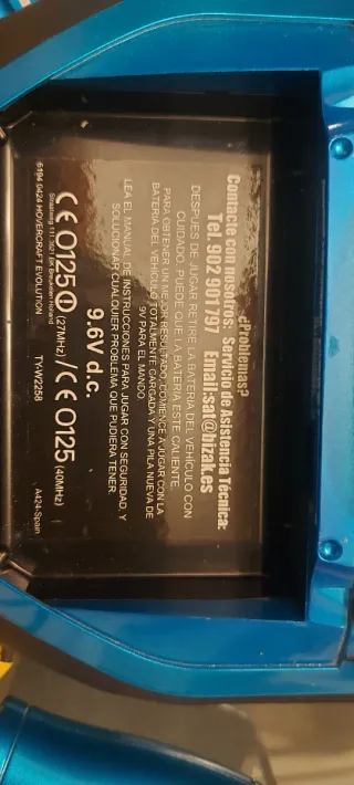 Hovercraft teledirigido azul