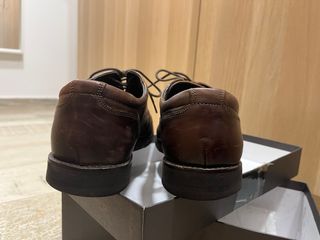 Zapatos de cordones marrones