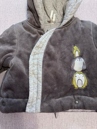 Chaqueta bebé capucha pingüinos
