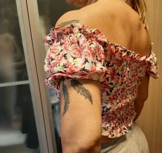 Top Zara flores talla L