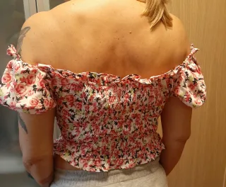 Top Zara flores talla L