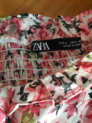 Top Zara flores talla L