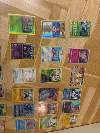 50 Cartas Pokémon holográficas