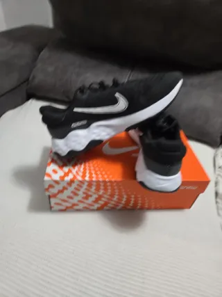 Nike Renew Ride 3 Negro/Blanco