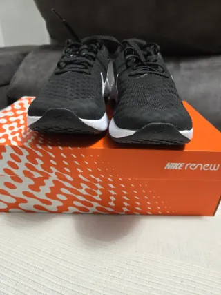 Nike Renew Ride 3 Negro/Blanco
