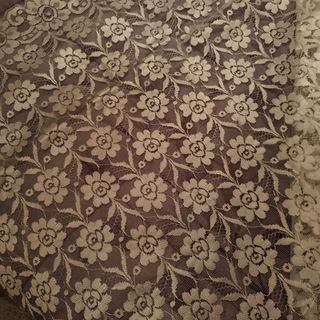 Mantilla de fallera encaje floral