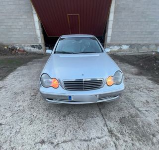 Mercedes-Benz Clase E 2002