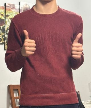 Jersey granate con relieve