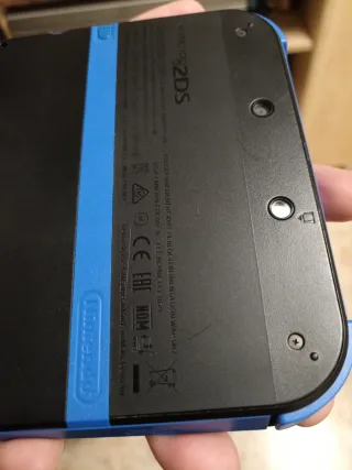 Nintendo 2DS Negra y Azul