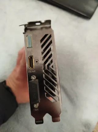 Gigabyte RX 460 Tarjeta Gráfica