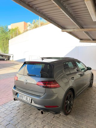 Volkswagen Golf GTI  PERFORMANCE
