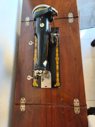 Máquina de coser Singer hexagonal