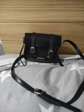 Borsa a mano Dr. Martens nera