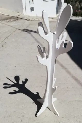 Perchero infantil blanco estilo árbol