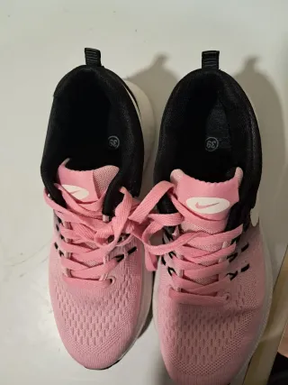 Zapatillas Deportivas Rosa y Negro (Talla 39)