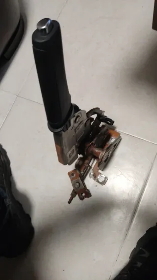 Freno de mano Alfa Romeo Giulietta 2011