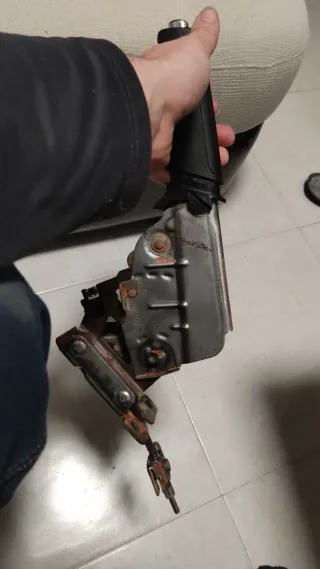 Freno de mano Alfa Romeo Giulietta 2011