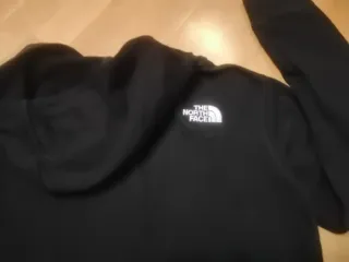 Sudadera The North Face con capucha