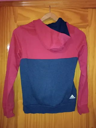 Sudadera Adidas Niña, talla 12 años.
