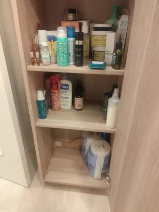 Mueble de baño de madera Ikea