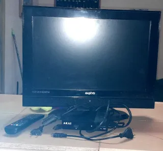 Televisión Sanyo Negra con Tdt, falta el mando