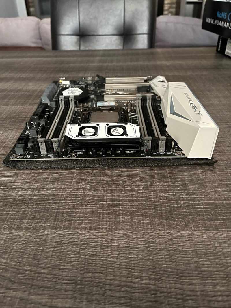Huananzhi X99 + Intel Xeon E5-2620 v3 afbeelding 4