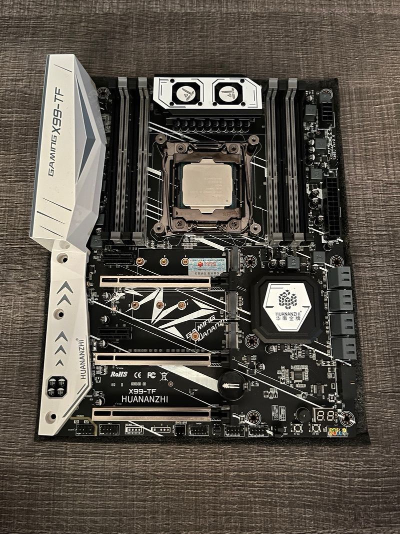 Huananzhi X99 + Intel Xeon E5-2620 v3 afbeelding 2