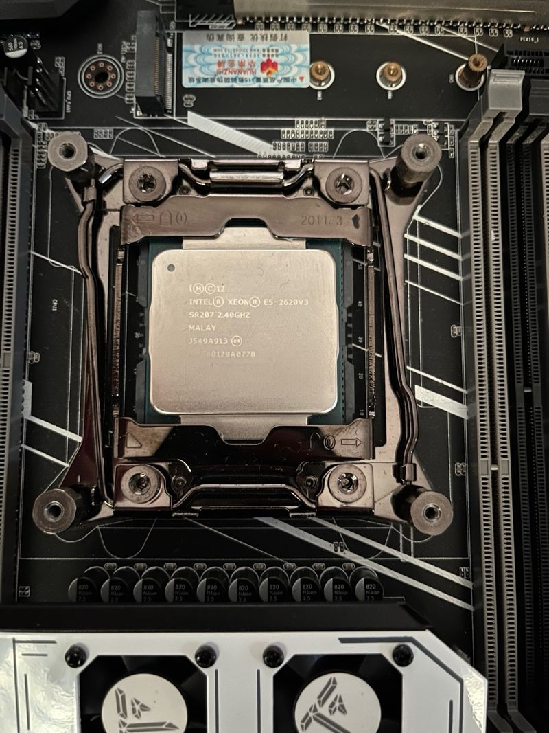 Huananzhi X99 + Intel Xeon E5-2620 v3 afbeelding 6