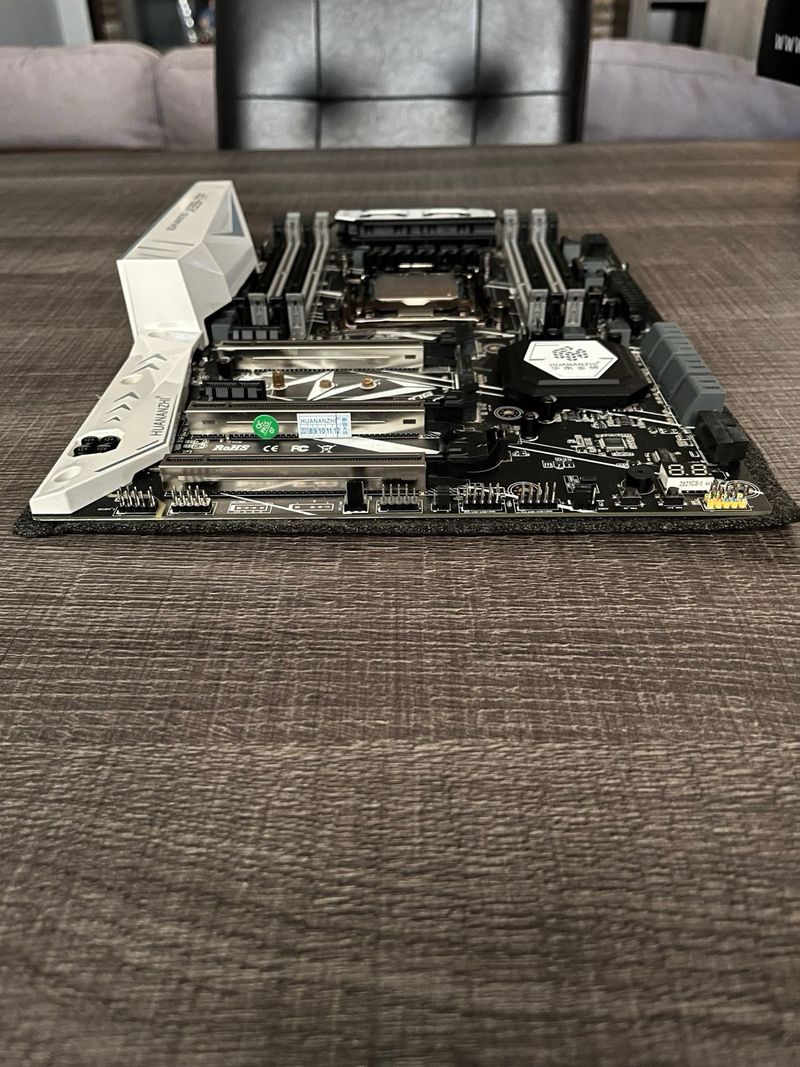 Huananzhi X99 + Intel Xeon E5-2620 v3 afbeelding 3