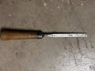 Formol/Cincel Peugeot antiguo madera metal