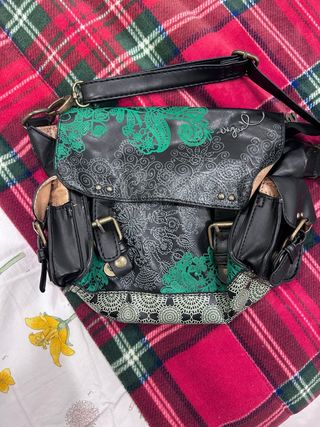 Bolso Desigual Negro y Verde