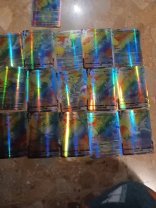 Cartas Pokémon Brillantes Rainbow Rare