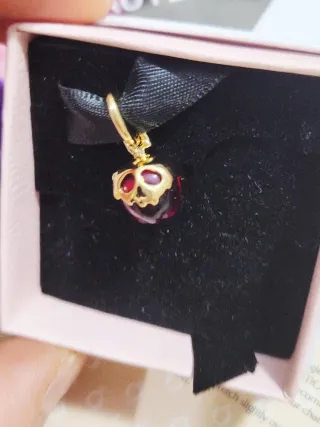 Charm Colgante Pandora Manzana Reina Malvada